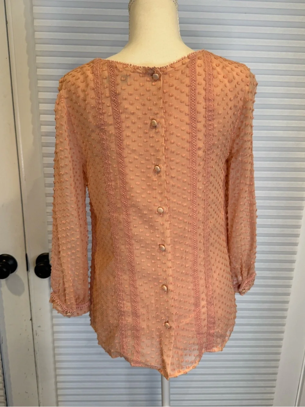 J. Crew 75% Silk 25% Cotton Peach Textured Swiss Dot Peasant Blouse CB1052